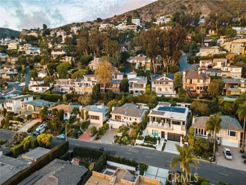 331 Ledroit Street , Laguna Beach, CA