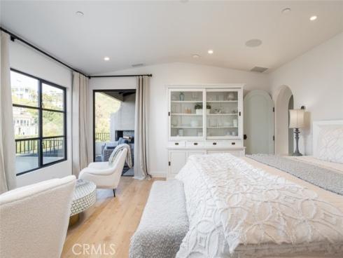 703 Gainsborough Place, Laguna Beach, CA