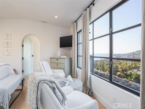 703 Gainsborough Place, Laguna Beach, CA