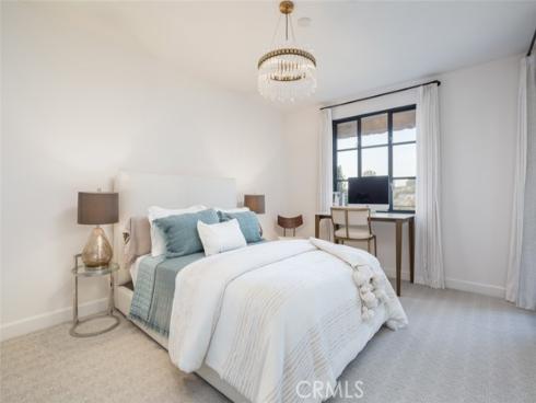 703 Gainsborough Place, Laguna Beach, CA