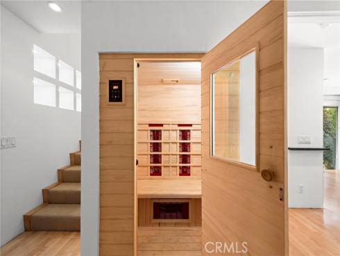 420 Alta Vista Way, Laguna Beach, CA