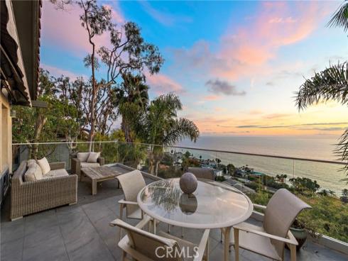 420 Alta Vista Way, Laguna Beach, CA