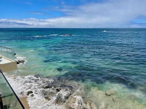 1261  Ocean Front  , Laguna Beach, CA