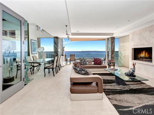 1261  Ocean Front  , Laguna Beach, CA