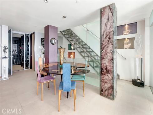 1261  Ocean Front  , Laguna Beach, CA