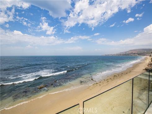 1261  Ocean Front  , Laguna Beach, CA