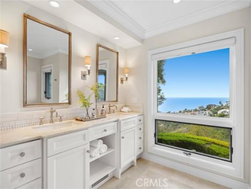 755 Pelican Drive , Laguna Beach, CA