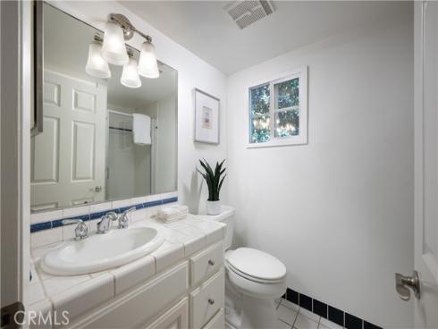 2130 Glenneyre Street, Laguna Beach, CA