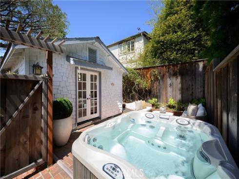 2130 Glenneyre Street, Laguna Beach, CA