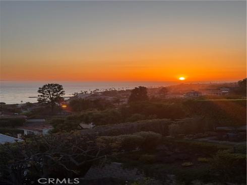 1061  Skyline   Drive, Laguna Beach, CA