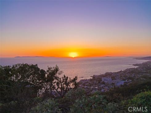 150 Vista Del Sol , Laguna Beach, CA
