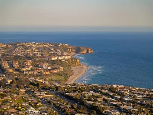 150 Vista Del Sol , Laguna Beach, CA