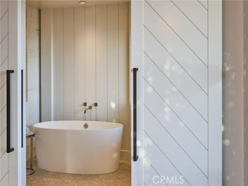 365 Pinecrest Drive, Laguna Beach, CA