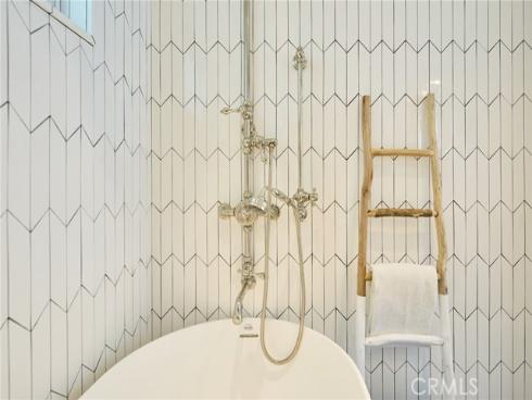 365 Pinecrest Drive, Laguna Beach, CA