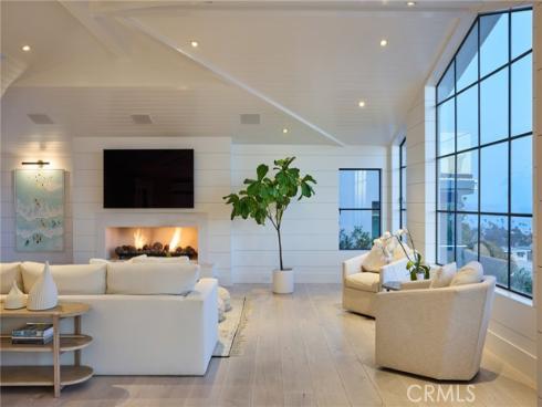 365 Pinecrest Drive, Laguna Beach, CA