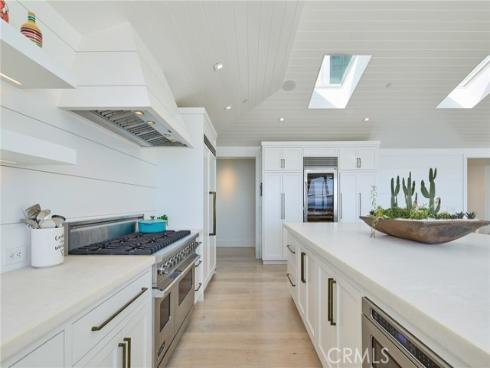 365 Pinecrest Drive, Laguna Beach, CA