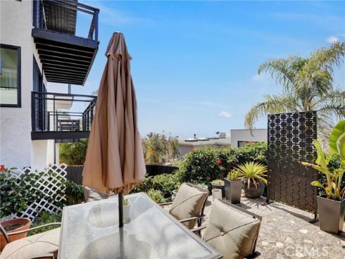 883 Santa Ana Street, Laguna Beach, CA