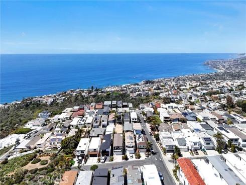 883 Santa Ana Street, Laguna Beach, CA