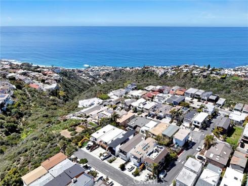 883 Santa Ana Street, Laguna Beach, CA