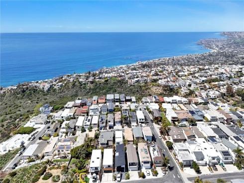 883 Santa Ana Street, Laguna Beach, CA