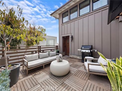 31678 Seacliff Drive, Laguna Beach, CA