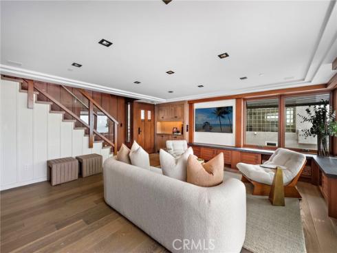 31678 Seacliff Drive, Laguna Beach, CA