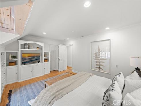 994 Bluebird Canyon Drive, Laguna Beach, CA