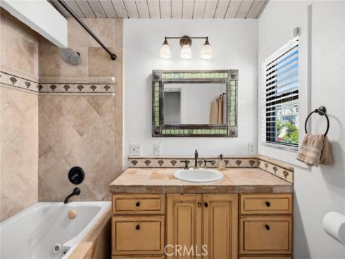 1029 Katella , Laguna Beach, CA