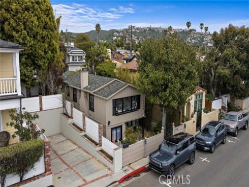 1056 Glenneyre Street, Laguna Beach, CA