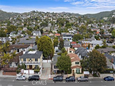 1056 Glenneyre Street, Laguna Beach, CA