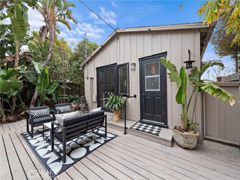 1056 Glenneyre Street, Laguna Beach, CA