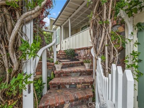 31592 Santa Rosa Dr. , Laguna Beach, CA