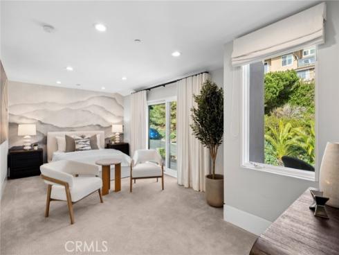 739  Marlin  , Laguna Beach, CA