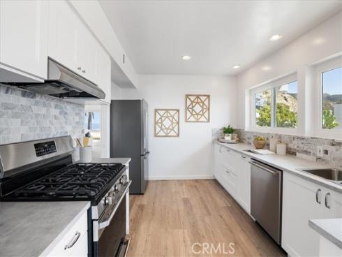 21703 Ocean Vista Drive 204 , Laguna Beach, CA