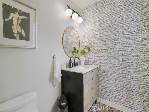 2240 Hillview Drive, Laguna Beach, CA