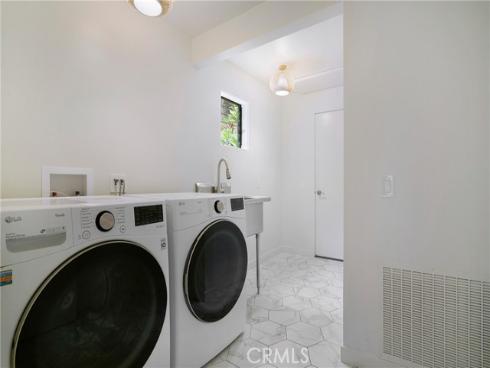 2240 Hillview Drive, Laguna Beach, CA