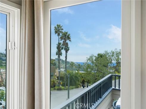 2240 Hillview Drive, Laguna Beach, CA
