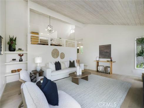 2240 Hillview Drive, Laguna Beach, CA