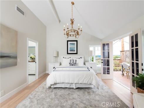 567 Flora Street, Laguna Beach, CA