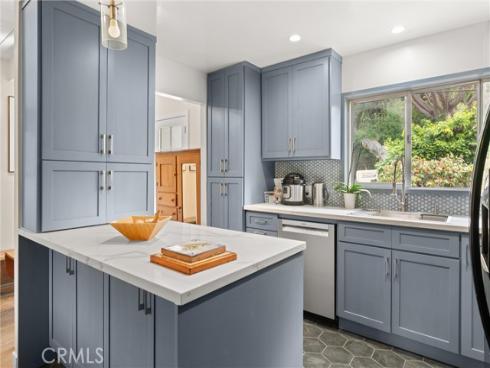 645 Griffith Way, Laguna Beach, CA