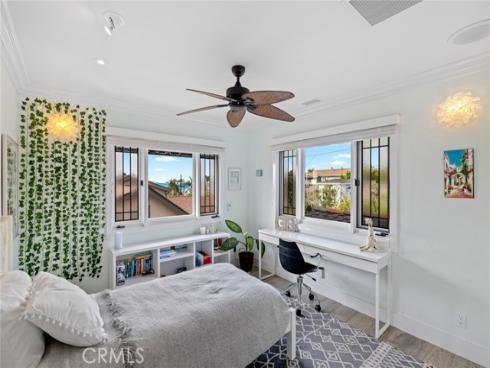 649 Anita Street, Laguna Beach, CA