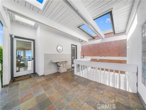 1091 La Mirada Street, Laguna Beach, CA