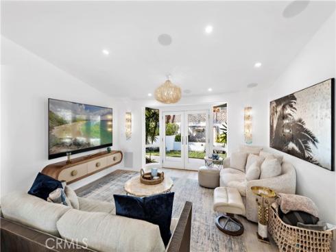 594 Cliff Drive, Laguna Beach, CA