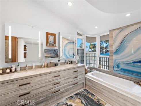 594 Cliff Drive, Laguna Beach, CA