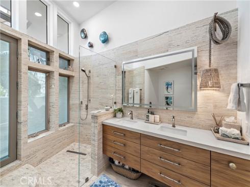 594 Cliff Drive, Laguna Beach, CA