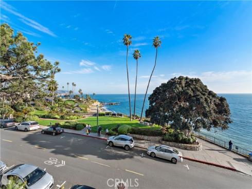 594 Cliff Drive, Laguna Beach, CA