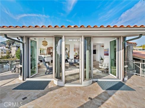 594 Cliff Drive, Laguna Beach, CA