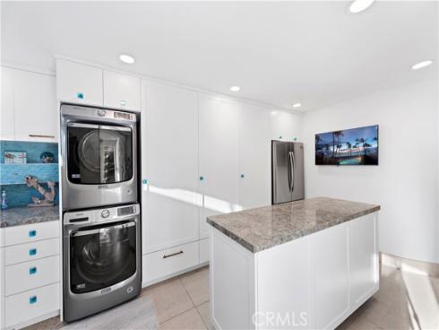 594  Cliff   Drive, Laguna Beach, CA