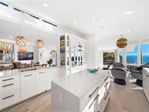 594 Cliff Drive, Laguna Beach, CA