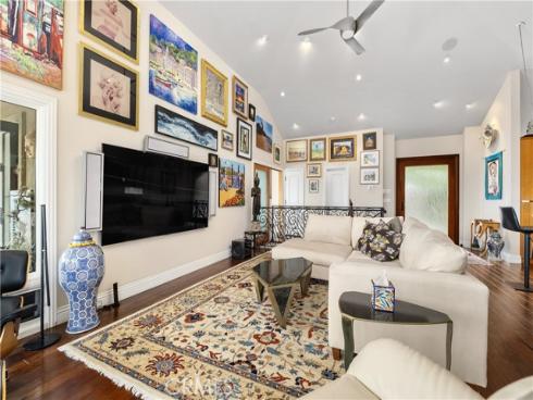 535  High Dr  , Laguna Beach, CA